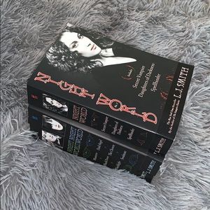 NIGHT WORLD series🖤